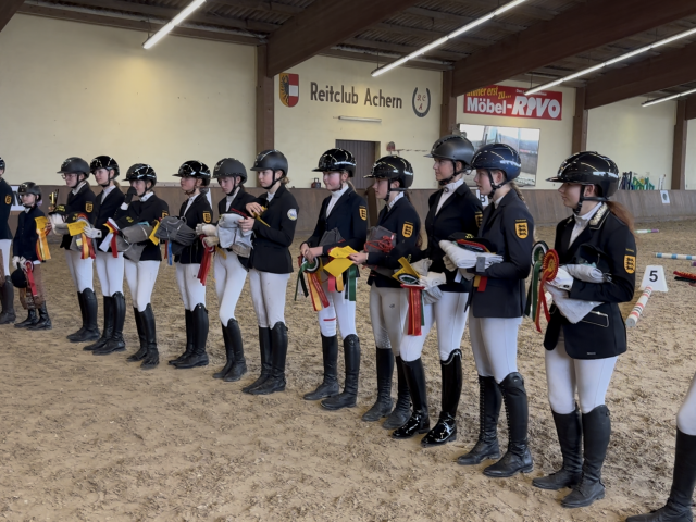 🏆🐎 Vierkampf in Achern: Baden-Württembergs Nachwuchs überzeugt 🐎🏆